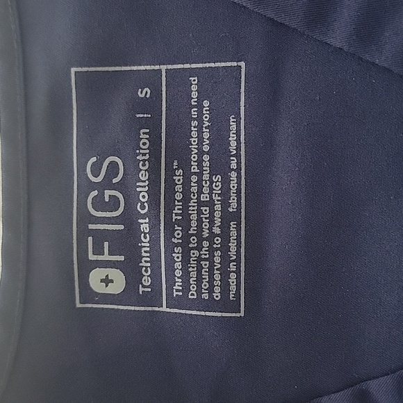 Figs SCRUBS Set - Picture 3 of 16